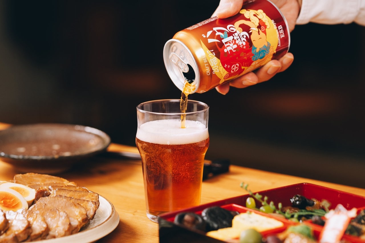 深い琥珀色のビール