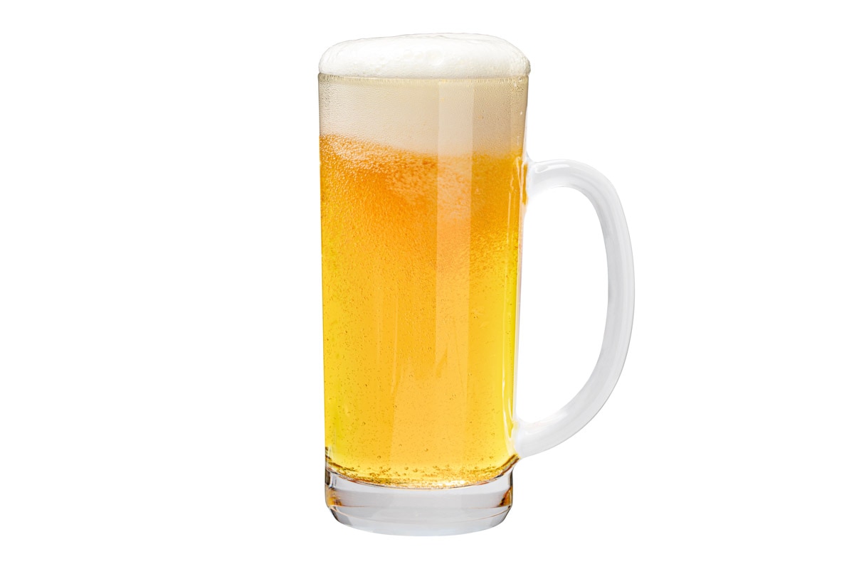 グラスに注がれているラガー酵母を使ったラガービール