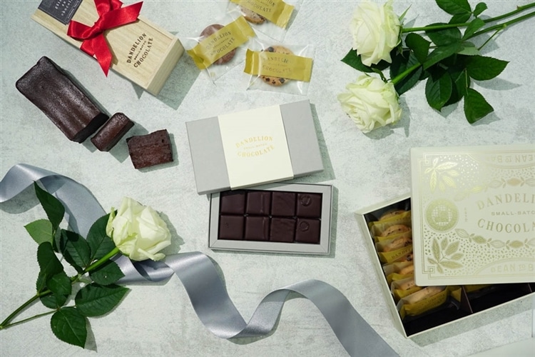 ダンデライオン・チョコレートのチョコレートが並んでいる画像