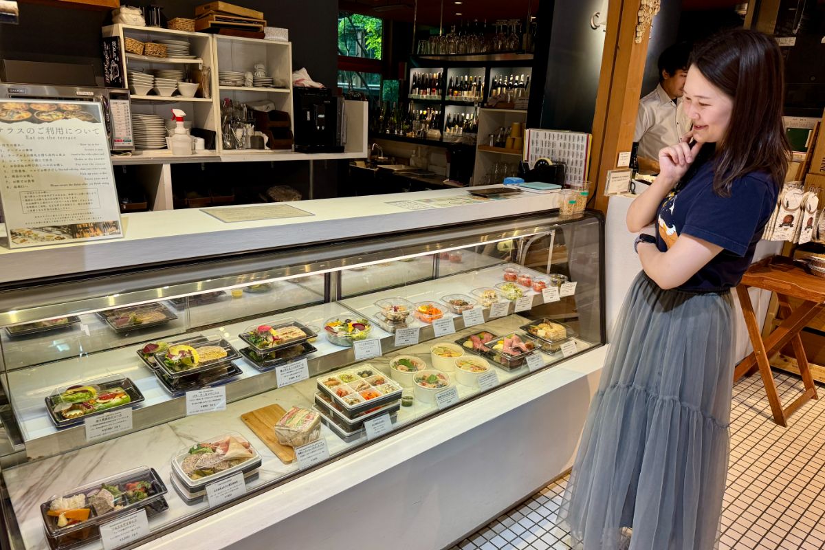 軽井沢のハルニレテラスにあるセルクルのショーケース
