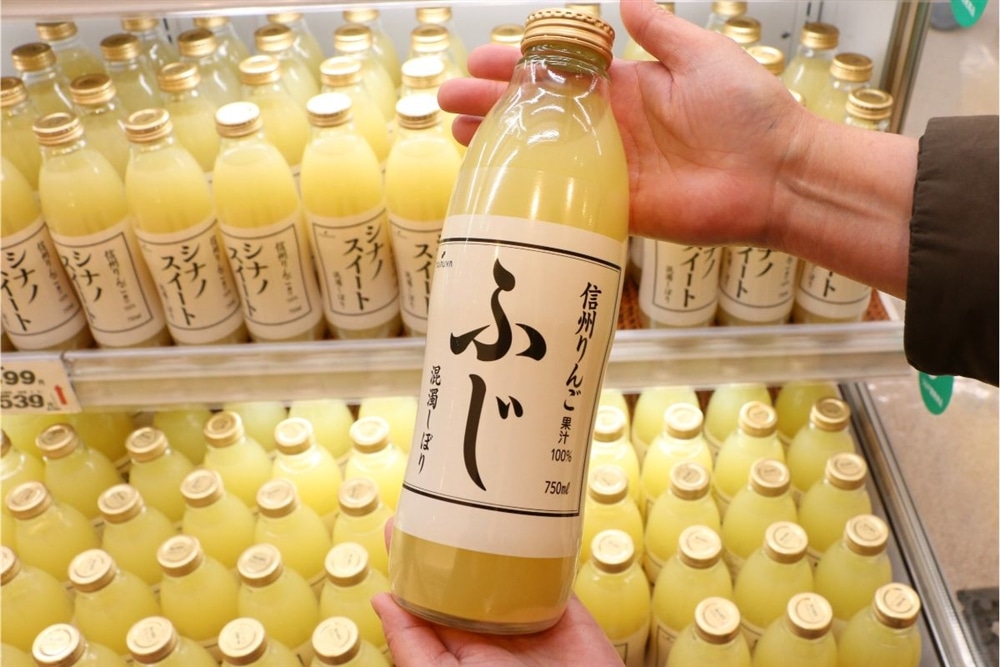 ツルヤで人気の信州りんごふじ混濁しぼりジュース