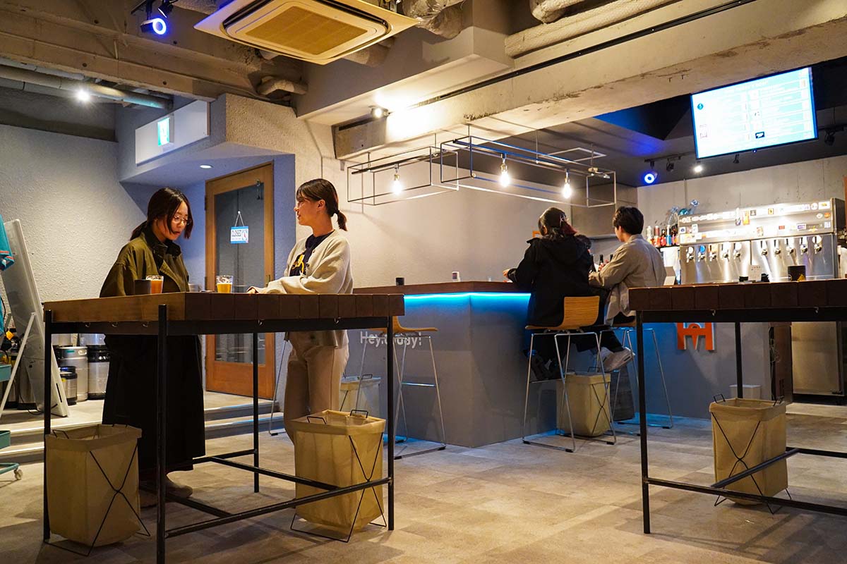 Hey.today! Beer standの店内の様子