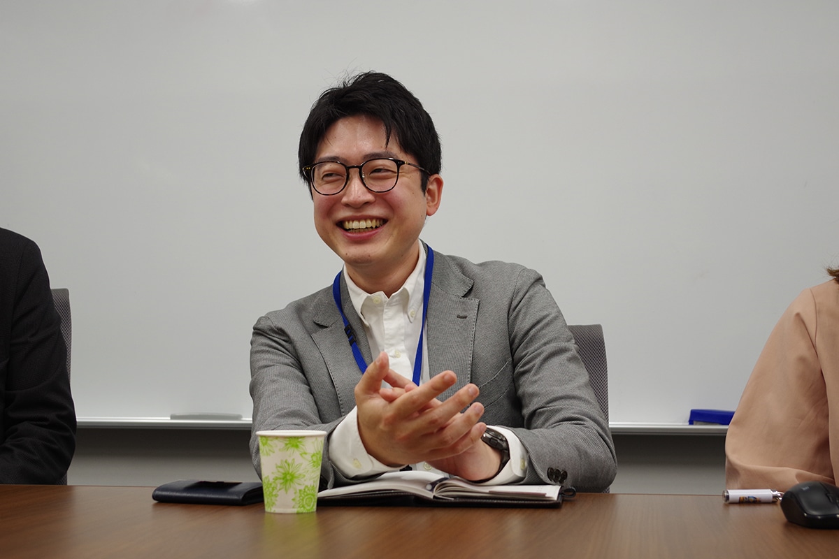 ハウスウェルネスフーズ株式会社 鈴木さん