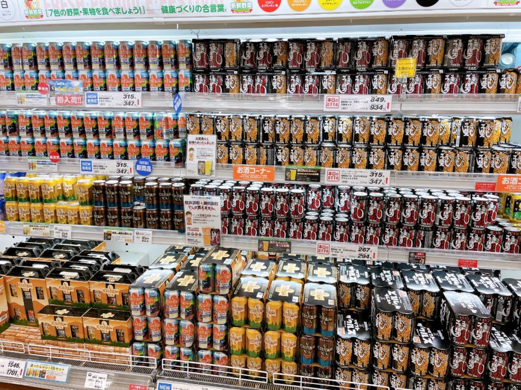 ツルヤ軽井沢店のビール売り場、圧巻